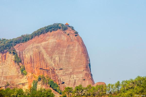 探索外出旅游的丰盈人生：放飞心灵，追逐梦想之旅